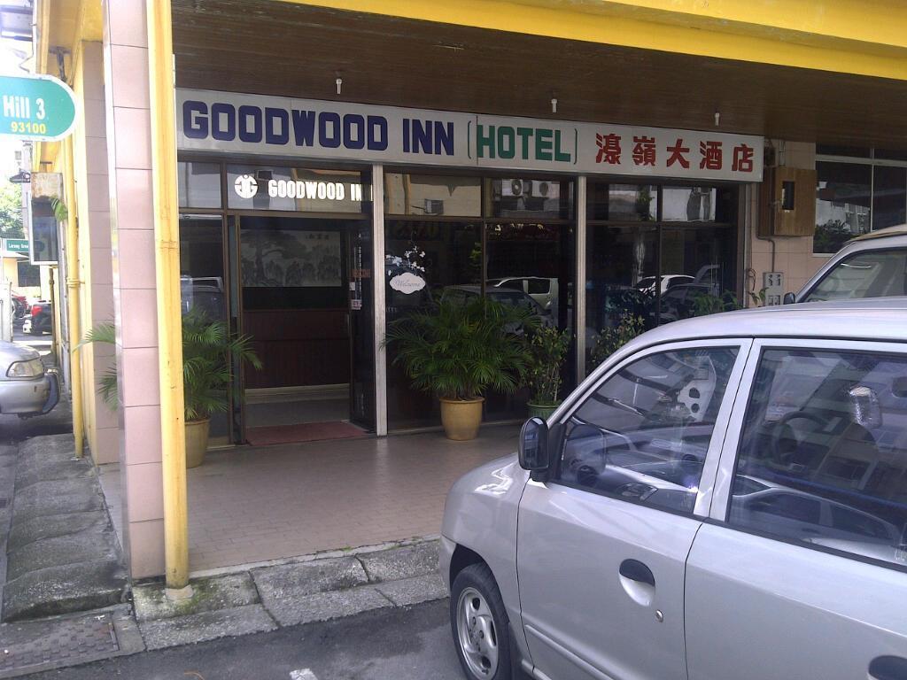 Goodwood Inn Kuching Ngoại thất bức ảnh