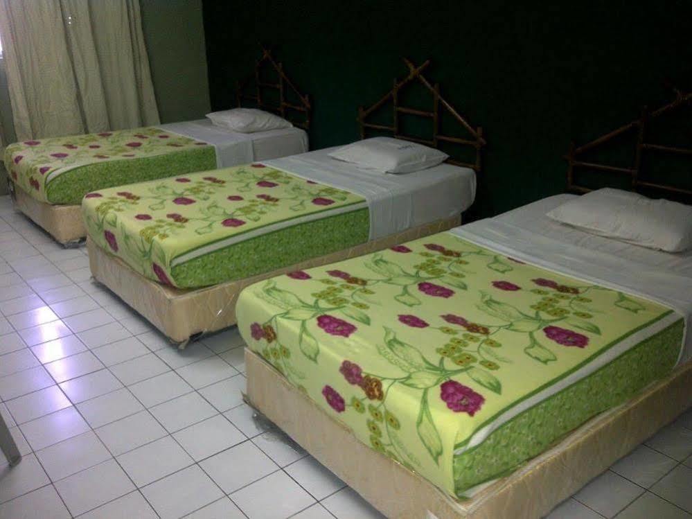 Goodwood Inn Kuching Ngoại thất bức ảnh