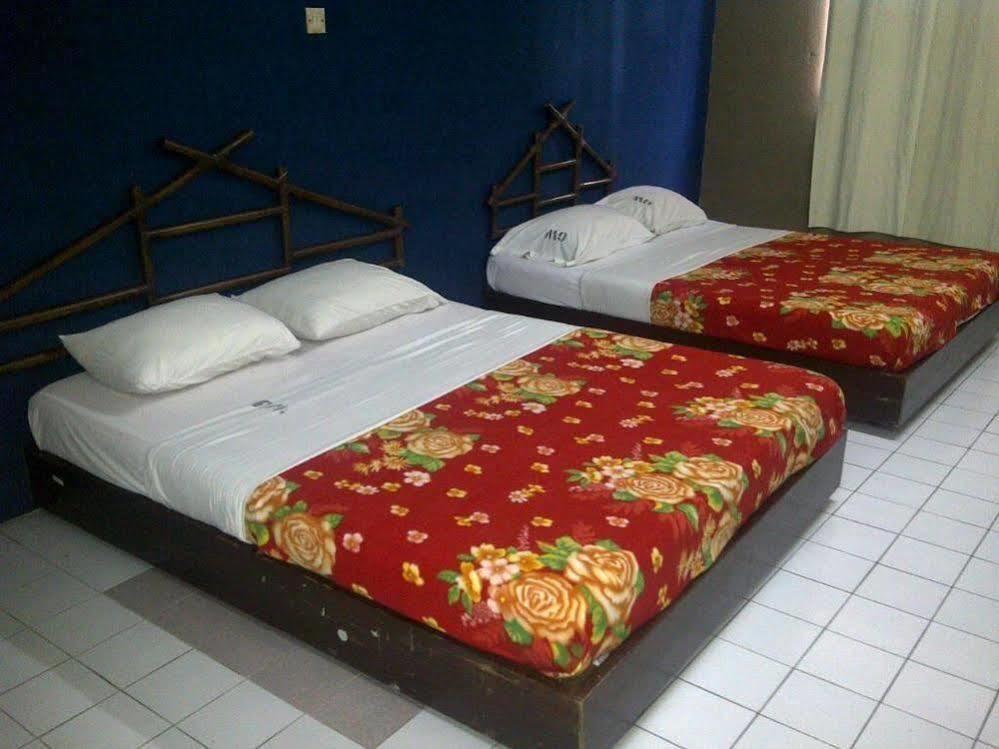 Goodwood Inn Kuching Ngoại thất bức ảnh