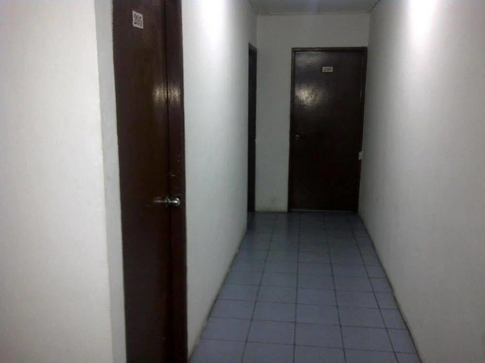 Goodwood Inn Kuching Ngoại thất bức ảnh